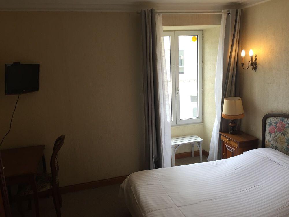 Hotel Central Chaunay Eksteriør bilde