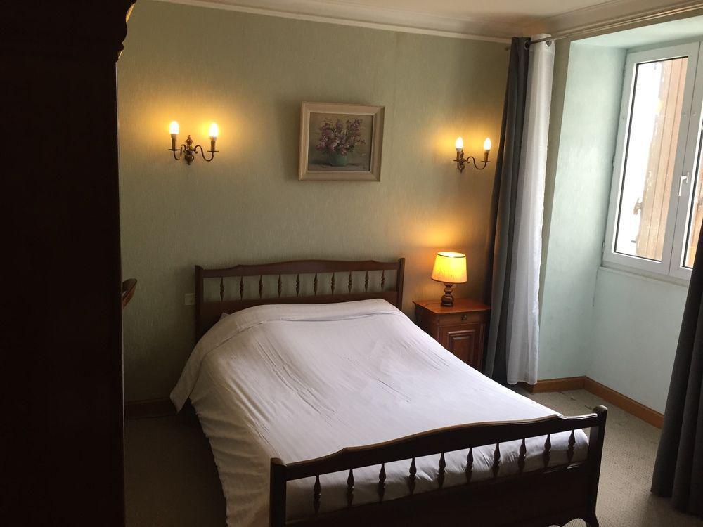 Hotel Central Chaunay Eksteriør bilde