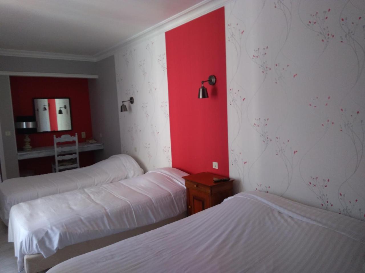 Hotel Central Chaunay Eksteriør bilde